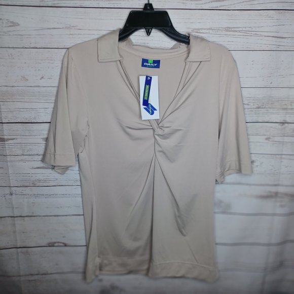 DAILY SPORTS WOMEN'S SZ LARGE GOLF TOP